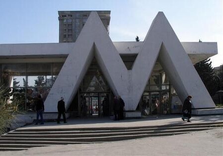 До лета в Баку будут сданы в эксплуатацию еще две станции метро