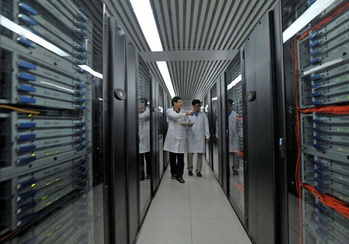 Китай приступает к разработке суперкомпьютера