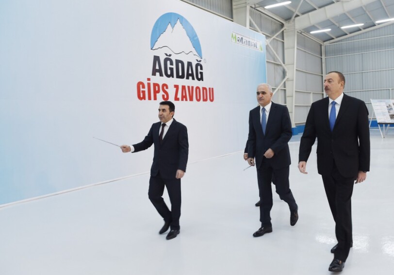 Президент Азербайджана принял участие в открытии гипсового завода «Ени Агдаг» (Фото-Обновлено)