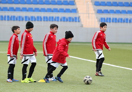 В Баку начался набор в подготовительную группу школы «Манчестер Юнайтед»