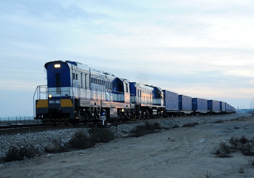 Второй контейнерный поезд из Украины сегодня прибудет в Азербайджан