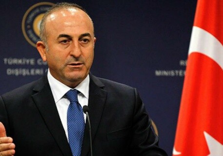 В Баку прибыл глава МИД Турции
