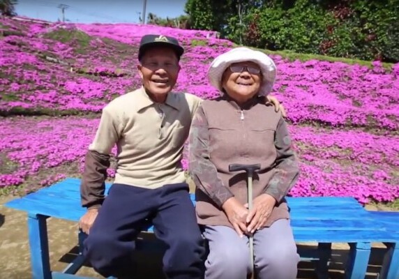 Пожилой японец разбил волшебный сад для своей слепой супруги