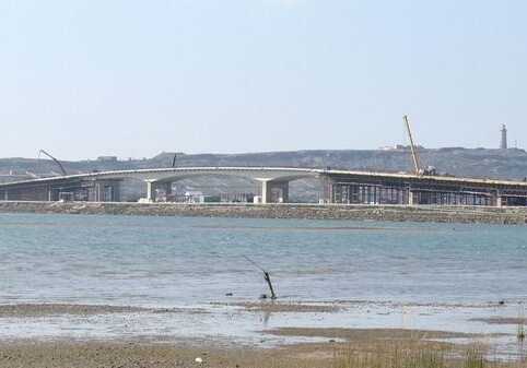 Названо точное время открытия в Баку моста через море (Фото–Видео)