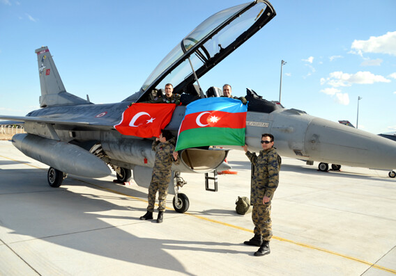 Пилоты ВВС Азербайджана и Турции выполнили ознакомительные полеты (Фото-Видео)