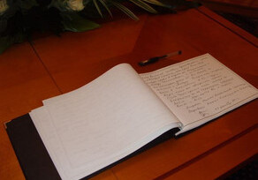В связи с терактами в Брюсселе в посольстве Бельгии в Азербайджане открыта книга соболезнований (Фото)