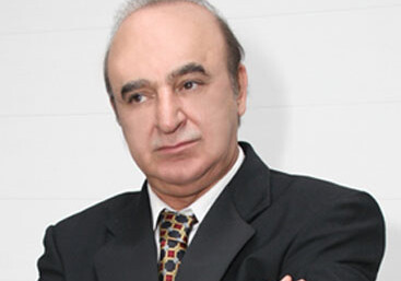 200 тысяч долларов известного азербайджанского певца остались на счету обанкротившегося банка