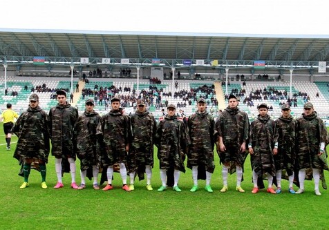 Футболисты «Хазар-Лянкяран» вышли на матч в военной форме (Фото)