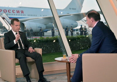 Медведев: Важно передать будущим поколениям не замороженный конфликт, а разрешенный