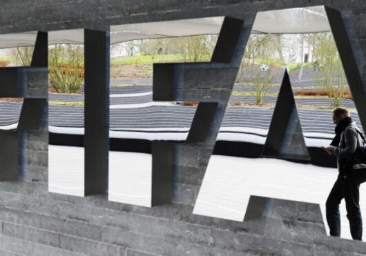 Получение взяток - устоявшаяся практика ФИФА 
