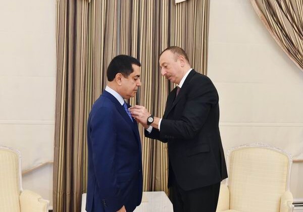 Ильхам Алиев вручил верховному представителю ООН по Альянсу цивилизаций орден «Достлуг»  