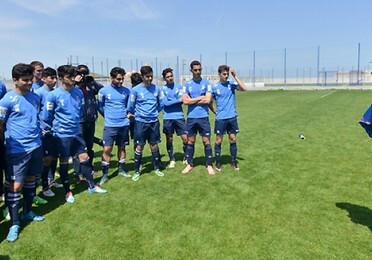 Ройя  пожелала удачи сборной Азербайджана (Фото)