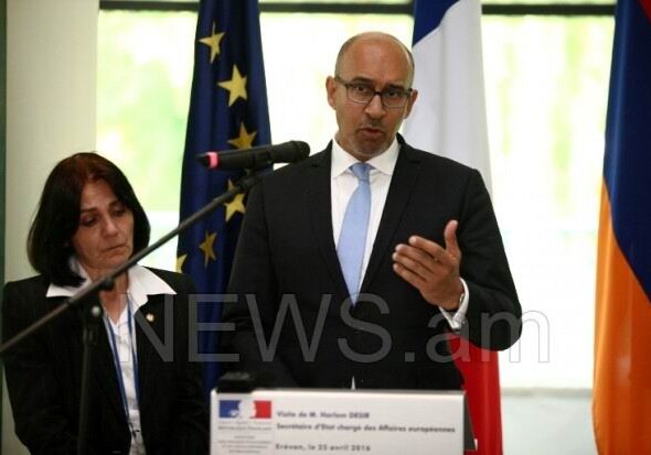Госсекретарь Франции привез в Ереван и Баку послание о мире в Карабахе