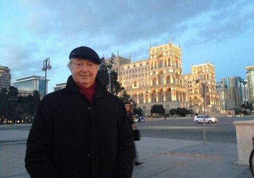 Лион Измайлов: «Не могу вспомнить, какой еще город был бы похож на Баку»