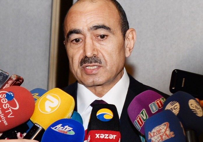Али Гасанов: «Азербайджан не намерен терпеть провокации Армении и закрывать глаза на убийство мирных жителей»