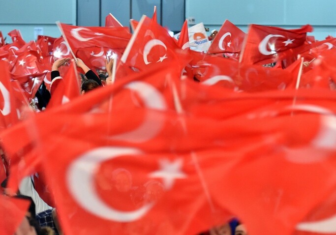 Турция отменила визы для всех 28 стран ЕС