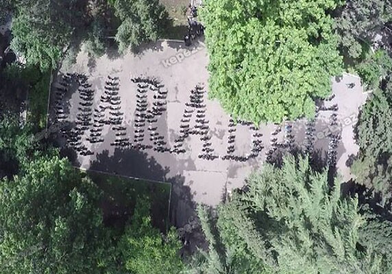В Азербайджане студенты устроили флешмоб в память о шехидах (Фото)