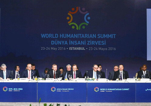 Президент Азербайджана принимает участие во Всемирном гуманитарном саммите в Стамбуле (Фото-Обновлено)