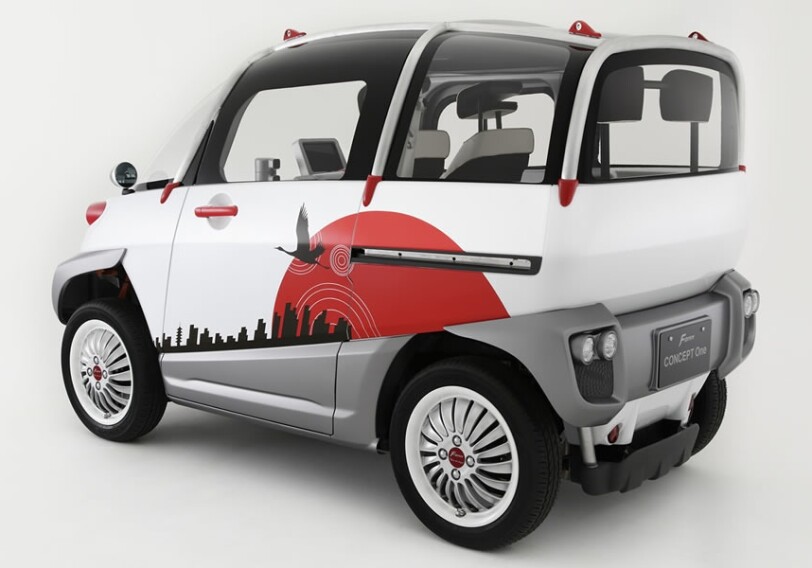 В Японии создали наилегчайший электромобиль из пластика