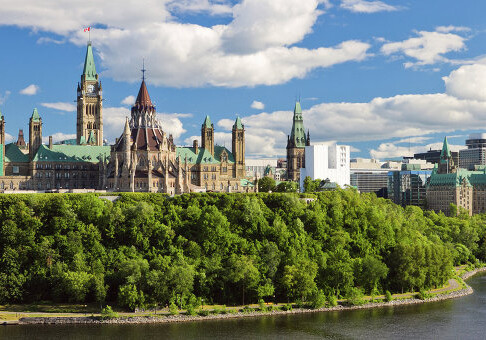 Парламент Канады принял закон, разрешающий эвтаназию