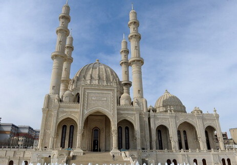 Обнародовано число мечетей, церквей и синагог в Азербайджане