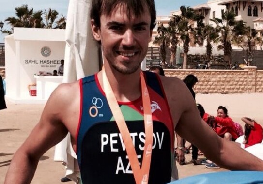 Азербайджанский триатлонист завоевал «серебро» чемпионата Европы