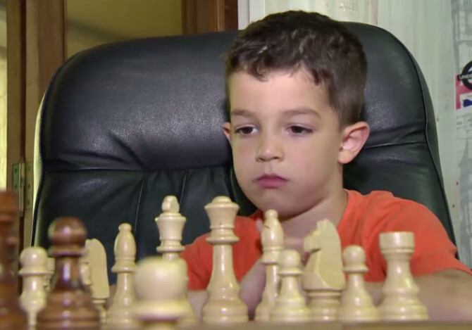 Шестилетний чемпион Европы по шахматам из Азербайджана (Видео)