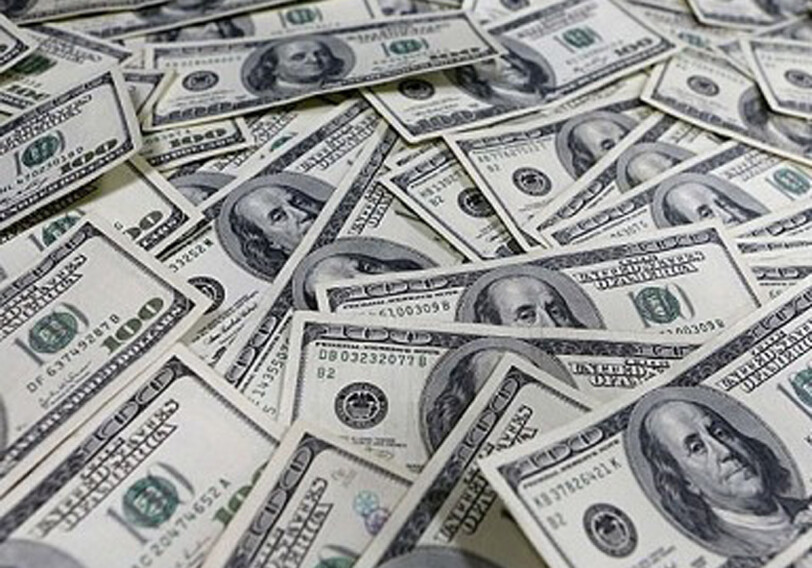 ЦБА установил курс маната по отношению к доллару на 11 июля
