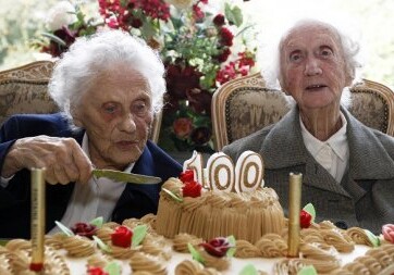 Ученые рассказали, как стать долгожителем