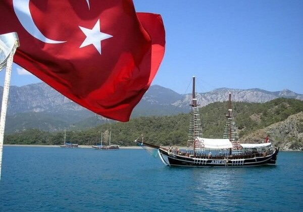 Турецким преподавателям запретили покидать страну
