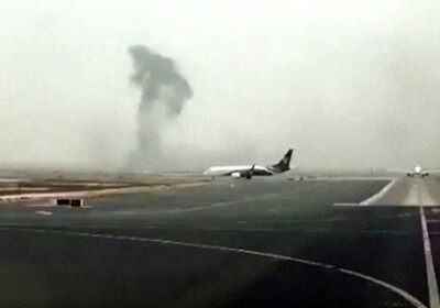 Пожар на борту самолета в аэропорту Дубая потушен