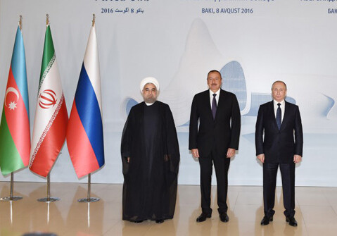 В Баку состоялась встреча президентов Азербайджана, Ирана и России (Фото)