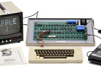 На аукцион выставили компьютер Apple-1 