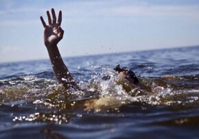 В Баку в море утонул 14-летний подросток