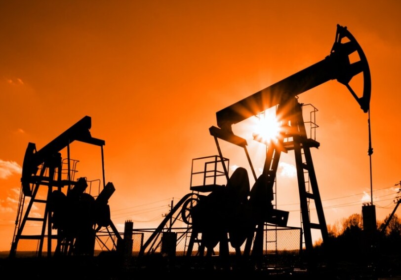 Добыта первая нефть с сухопутного блока месторождений в Азербайджане