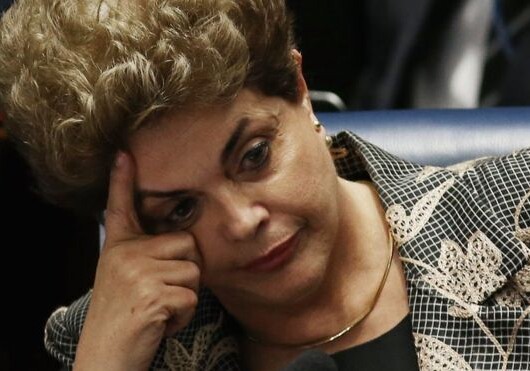 Президенту Бразилии объявлен импичмент 