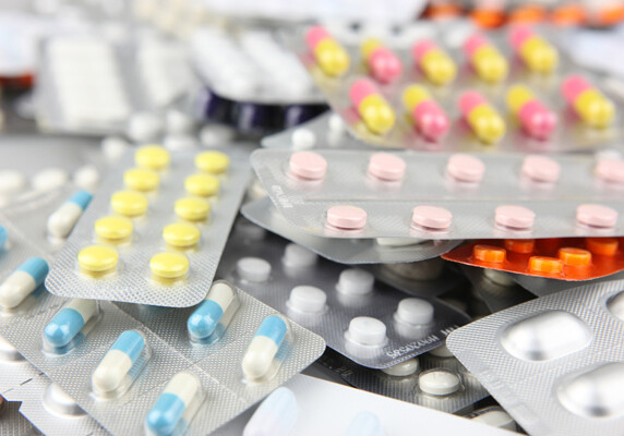 С сегодняшнего дня еще 2503 лекарственных препарата будут продаваться по новым ценам
