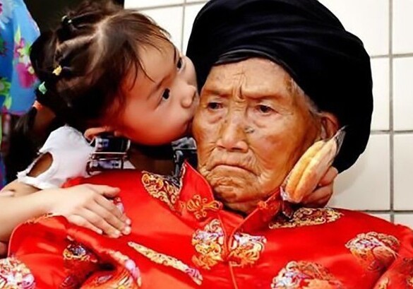 В Китае умерла самая старая жительница Земли