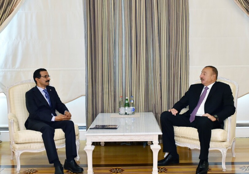 Президент Ильхам Алиев принял председателя группы компаний DP World