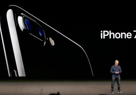 Компания Apple презентовала iPhone 7 (Фото)