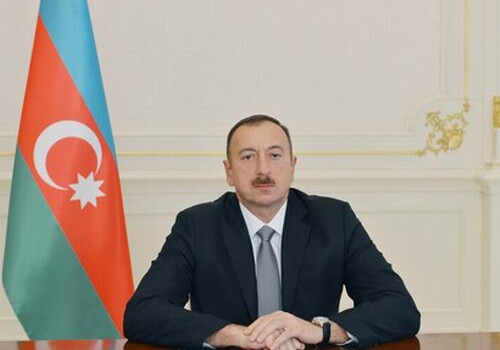 Ильхам Алиев поздравил президента Таджикистана