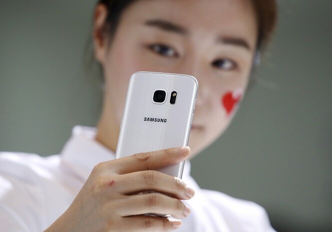 Samsung призвала владельцев Galaxy Note 7 выключить их и скорее обменять