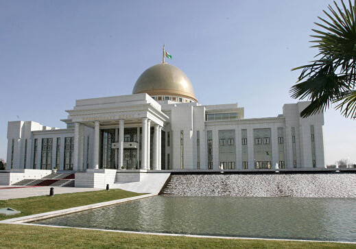 В Туркменистане отменили возрастную планку для избрания президентом