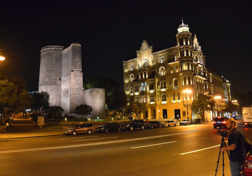 Баку – в Топ-5 городов для путешествий россиян на ноябрьские праздники