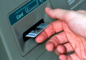 В Сальяне из банкомата украдены 155 тысяч манатов