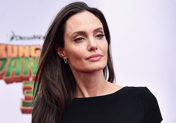 Команда для развода: Анджелина Джоли наняла лучших специалистов