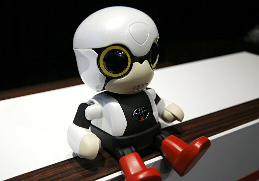 Toyota создала ребенка-робота для бездетных женщин