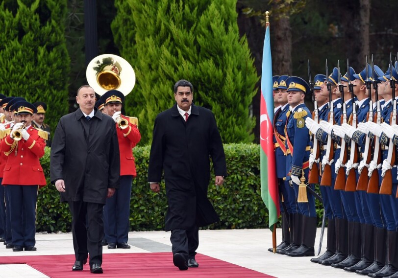 В Баку прошла церемония официальной встречи президента Венесуэлы Николаса Мадуро (Добавлено)