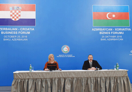 В Баку прошел азербайджано-хорватский бизнес-форум (Фото)