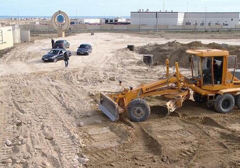 На въезде в бакинский поселок Зых строится новый круг (Фото-Видео)